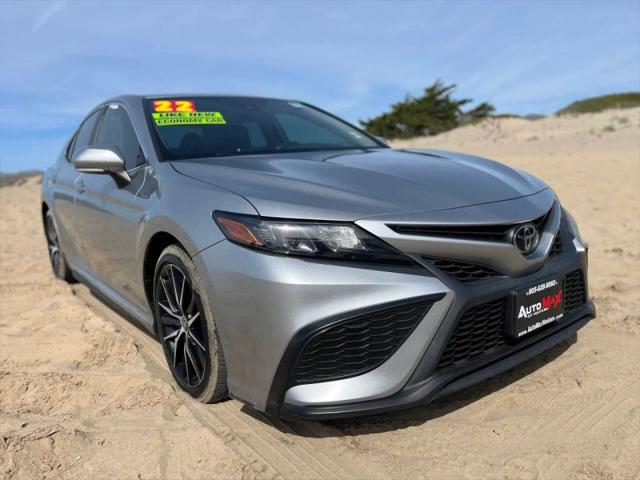 2022 Toyota Camry SE Nightshade Edition