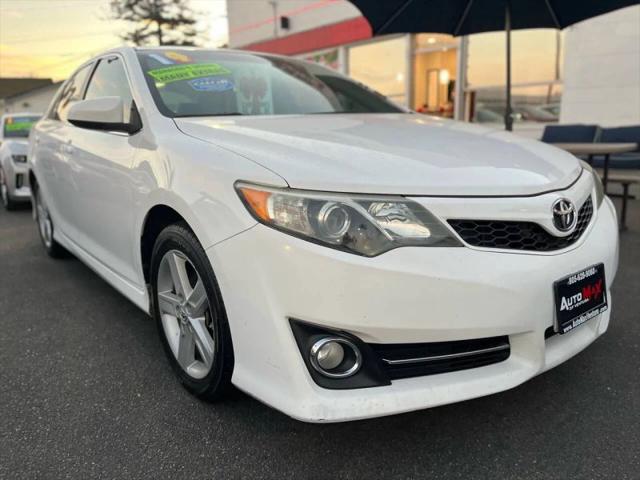2014 Toyota Camry SE