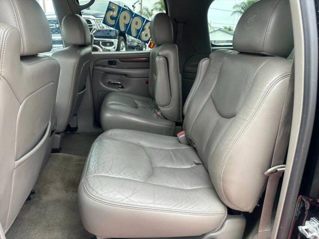 2004 Cadillac Escalade ESV Standard