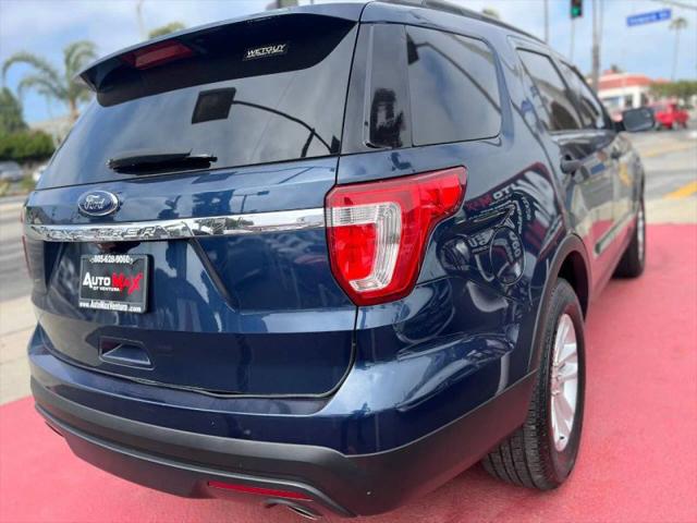 2017 Ford Explorer Base