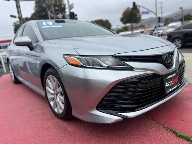 2019 Toyota Camry LE