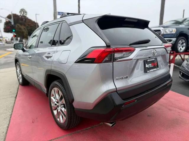 2019 Toyota RAV4 XLE Premium