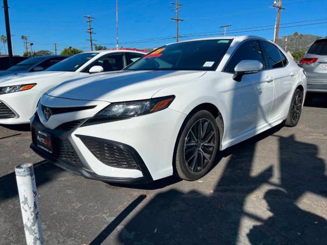 2021 Toyota Camry SE for sale in Ventura, CA