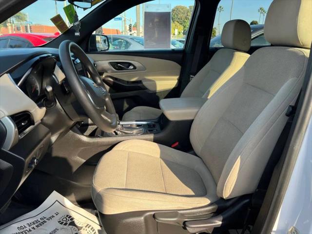 2022 Chevrolet Traverse FWD LS