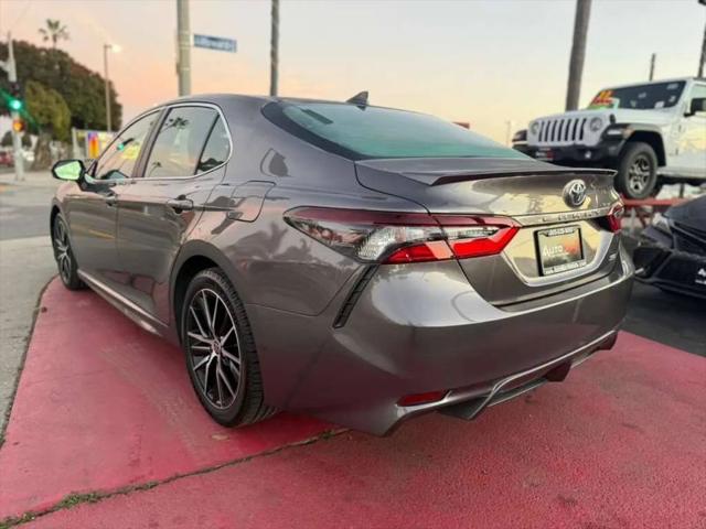 2023 Toyota Camry SE