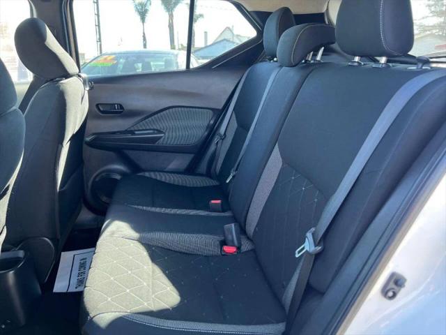 2018 Nissan Kicks S