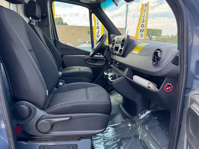 2019 Mercedes-Benz Sprinter 2500 High Roof V6