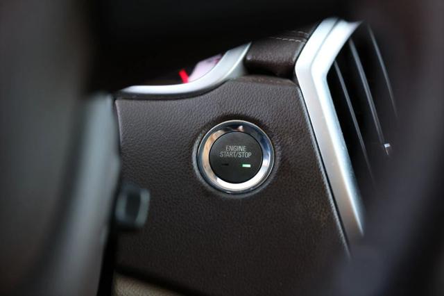 2010 Cadillac SRX Luxury Collection