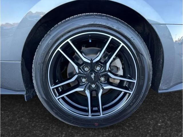 2022 Ford Mustang EcoBoost Premium Fastback