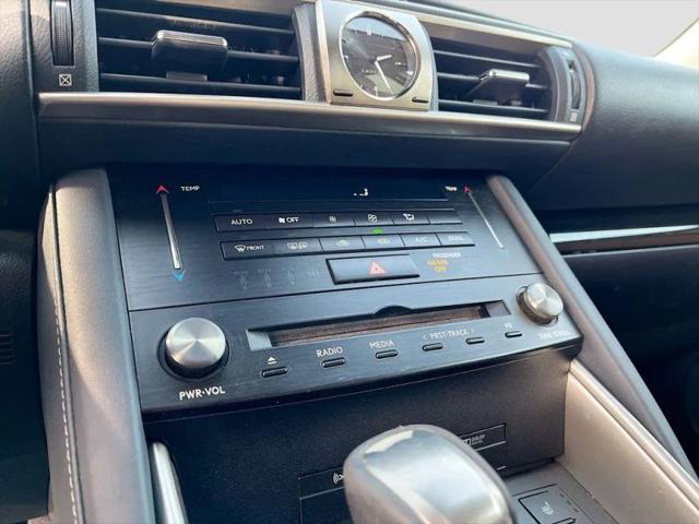 2018 Lexus IS 300 300