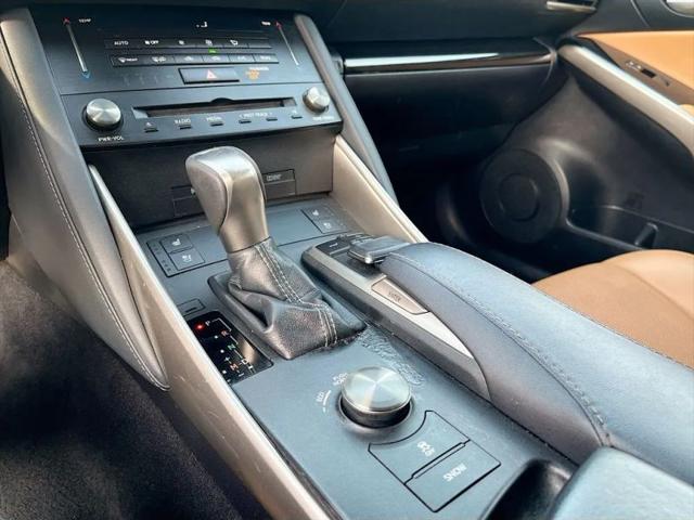 2018 Lexus IS 300 300