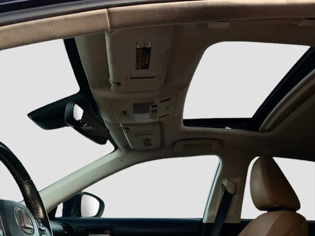 2018 Lexus IS 300 300