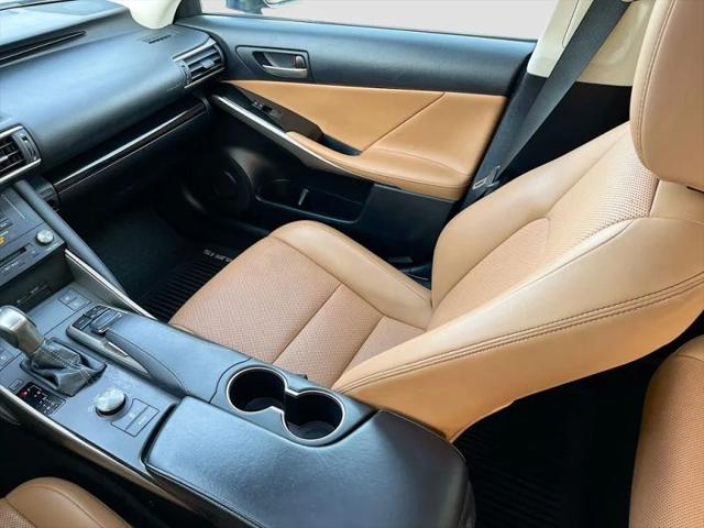 2018 Lexus IS 300 300