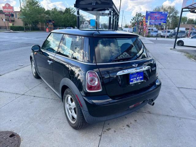 2011 MINI Cooper Cooper