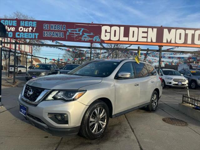 2020 Nissan Pathfinder SV 4WD for sale in Chicago, IL