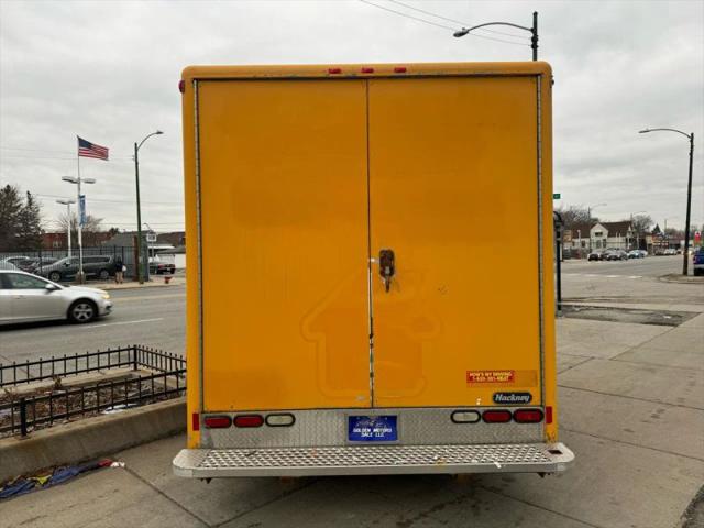 2011 Ford E-450 Cutaway XL
