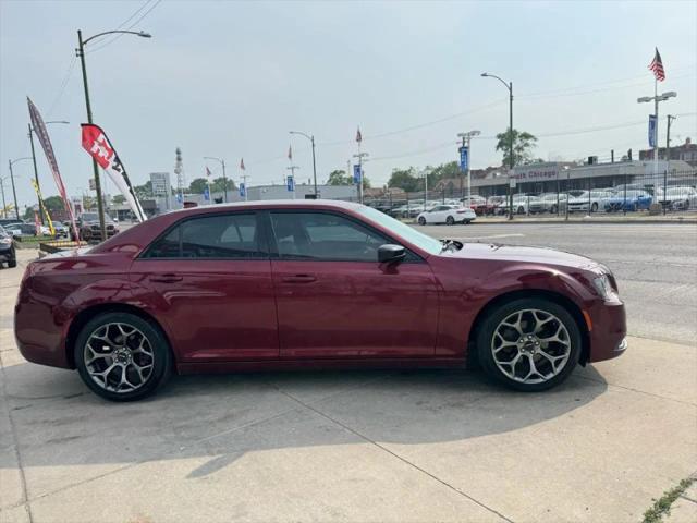 2018 Chrysler 300 Touring