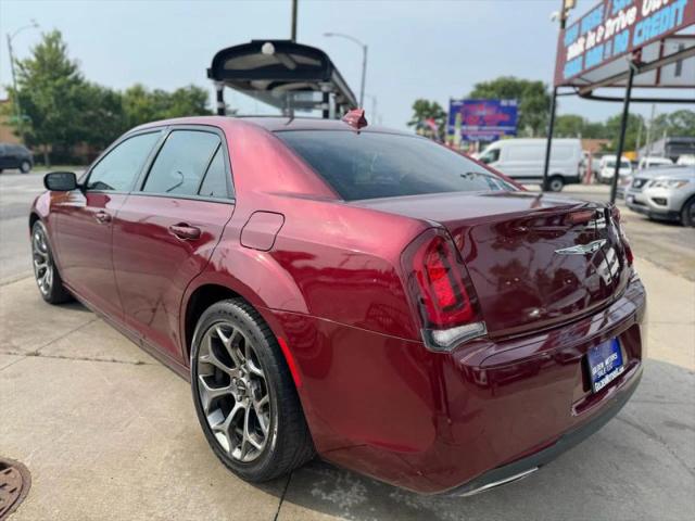 2018 Chrysler 300 Touring