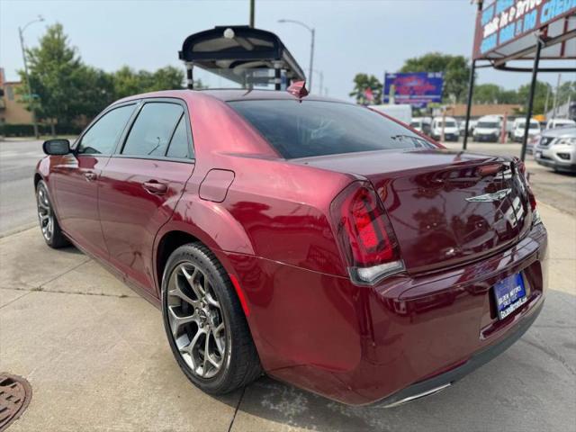 2018 Chrysler 300 Touring