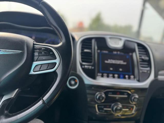 2018 Chrysler 300 Touring