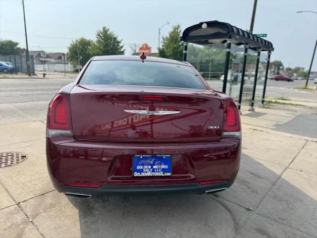 2018 Chrysler 300 Touring