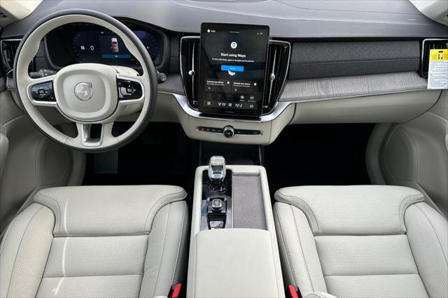 2026 Volvo XC90 Ultra, B6 AWD Gas (mild hybrid), Gasoline, Bright, 7 Seats