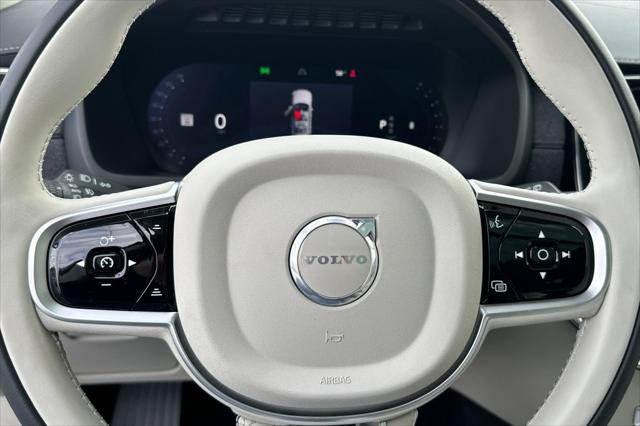 2026 Volvo XC90 Ultra, B6 AWD Gas (mild hybrid), Gasoline, Bright, 7 Seats