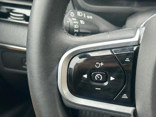 2023 Volvo XC90 B6 Ultimate 7-Seater