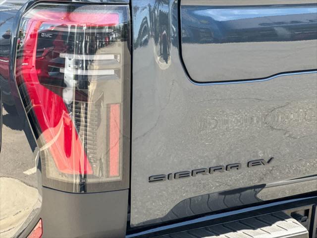 2026 GMC Sierra Standard Range Elevation