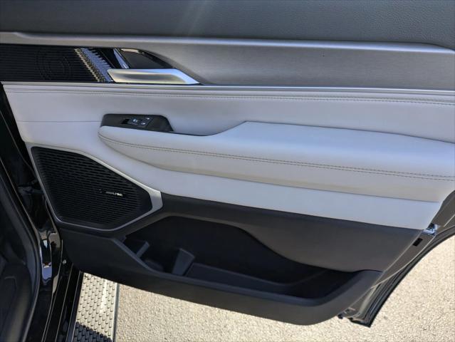 2026 Jeep Grand Wagoneer 4x2