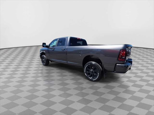 2026 Ram 3500 Big Horn Crew Cab 4x4 8 Box