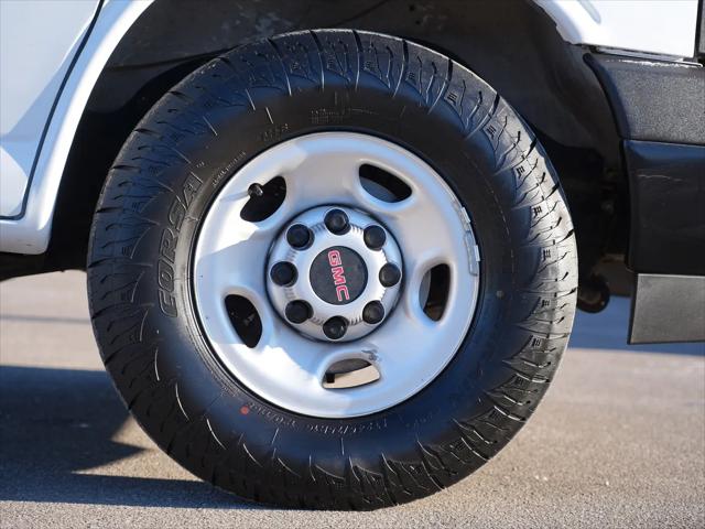 2020 GMC Savana Cargo RWD 2500 Regular Wheelbase Work Van