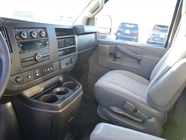 2020 GMC Savana Cargo RWD 2500 Regular Wheelbase Work Van