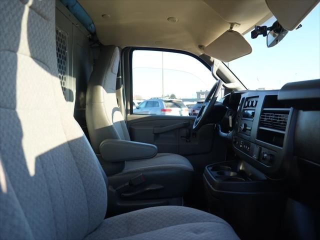 2020 GMC Savana Cargo RWD 2500 Regular Wheelbase Work Van