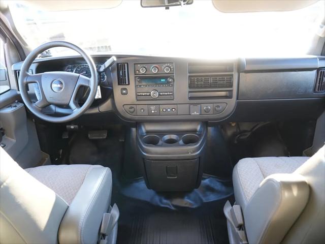2020 GMC Savana Cargo RWD 2500 Regular Wheelbase Work Van