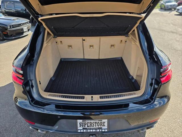 2015 Porsche Macan S