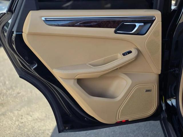 2015 Porsche Macan S