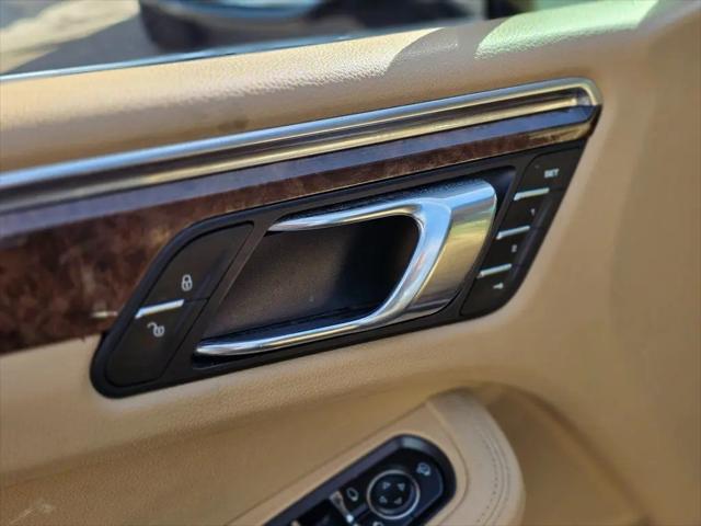 2015 Porsche Macan S