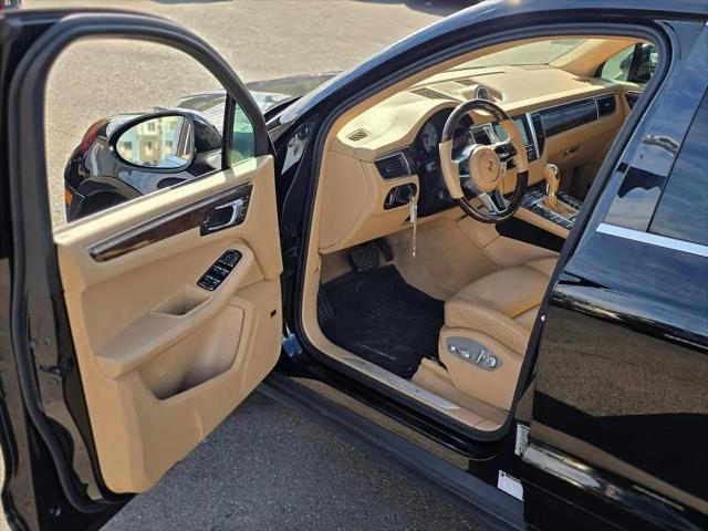 2015 Porsche Macan S