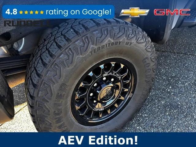 2024 GMC Sierra 2500HD 4WD Crew Cab Standard Bed AT4X