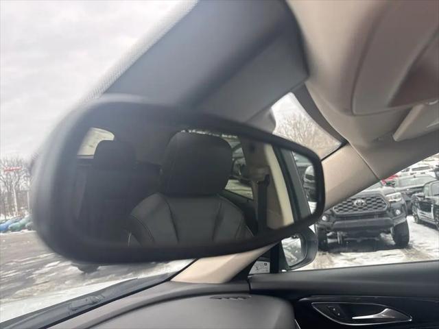 2021 Buick Envision AWD Essence