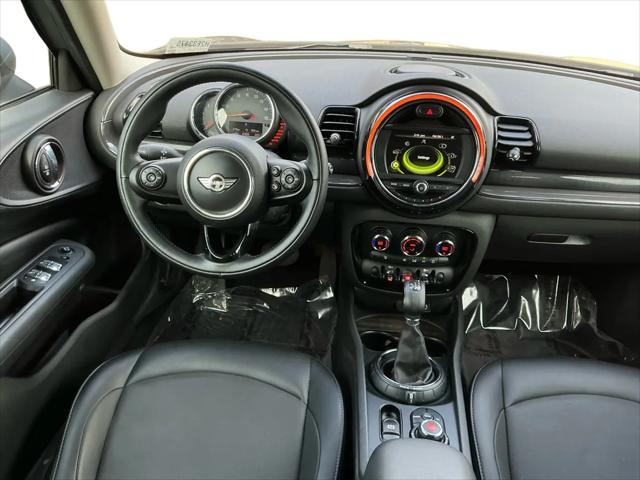 2017 MINI Cooper Clubman Cooper