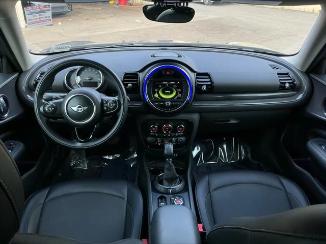 2017 MINI Cooper Clubman Cooper