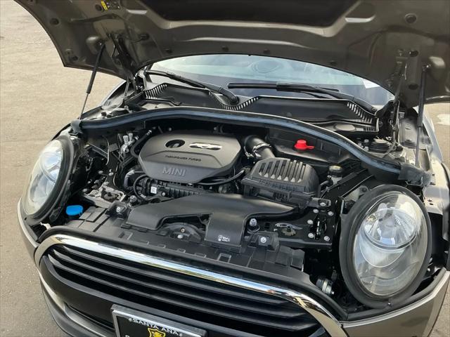 2017 MINI Cooper Clubman Cooper