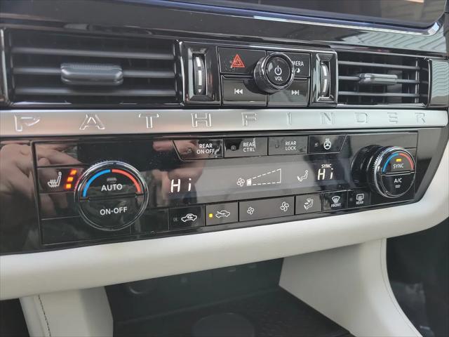 2026 Nissan Pathfinder SL