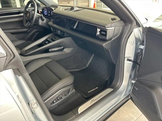 2025 Porsche Macan Electric Macan Electric