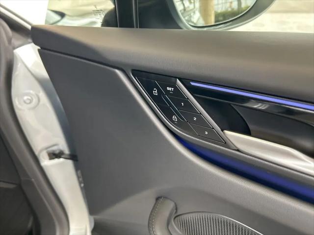 2025 Porsche Macan Electric Macan Electric
