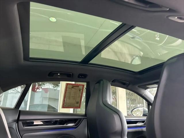 2025 Porsche Macan Electric Macan Electric
