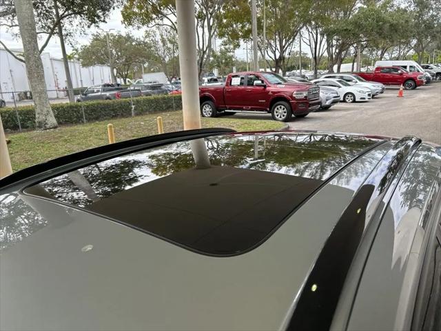 2025 Porsche Macan Electric Macan Electric