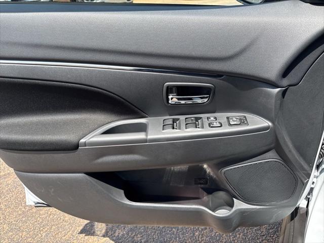 2026 Mitsubishi Outlander Sport 2.0 LE